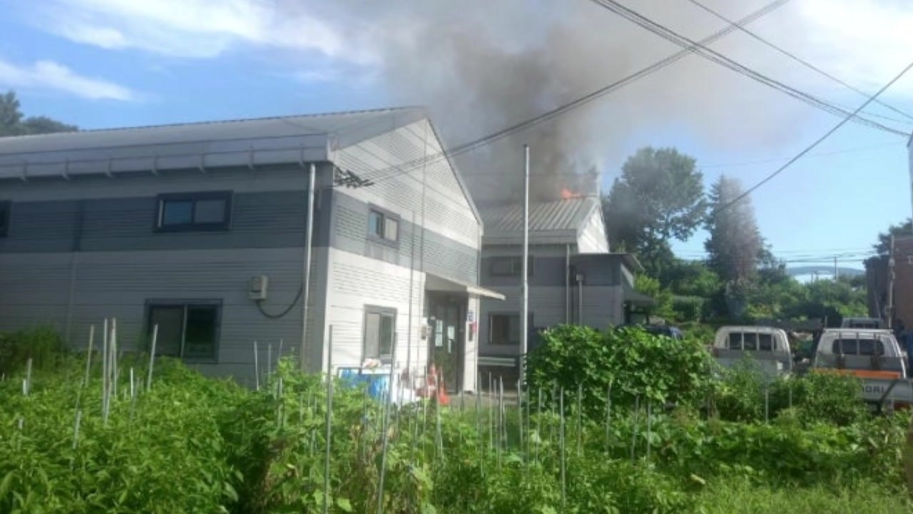 고양 전동킥보드 배터리 보관 창고 화재..."열폭주" / YTN