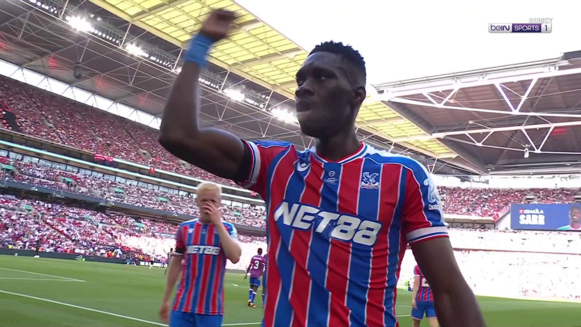 Community Shield : Comme un symbole pour Jota, Frimpong redonne l'avantage durant la 20e minute