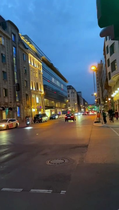 BERLIN to ISTANBUL by TURKISH AIRLINES at A33”