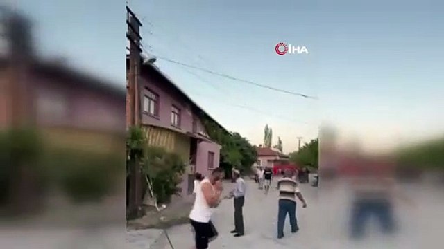 Sındırgı’da depremde zarar gören yapılar böyle görüntülendi