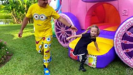 नस्त्या और पापा सूटकेस पैक कर रहे हैं | मज़ेदार पारिवारिक यात्रा तैयारी | बच्चों के लिए ट्रैवल टिप्स 🇮🇳