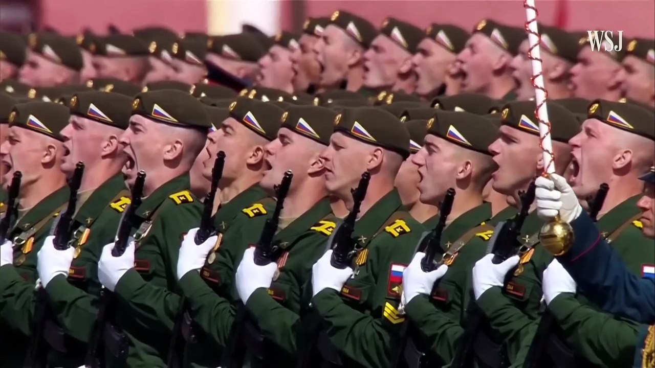 How Much Longer Can  War Prop Up Russia's Economy?|WSJ