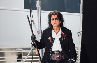 Alice Cooper quiere estar en Los Simpsons