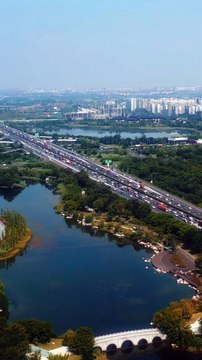 What should I do- I think I'm falling in love with a 19-year-old boy#honeyreels #minidrama