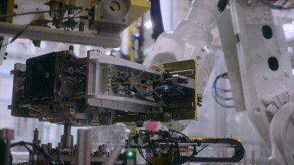 Production of the Alpine A390 engine at the Ampère plant in Cléon - 6AM Motor Assembly Line