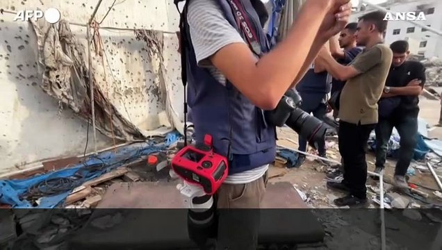 Un giornalista sul luogo dell'attacco a Gaza: Siamo stati presi di mira