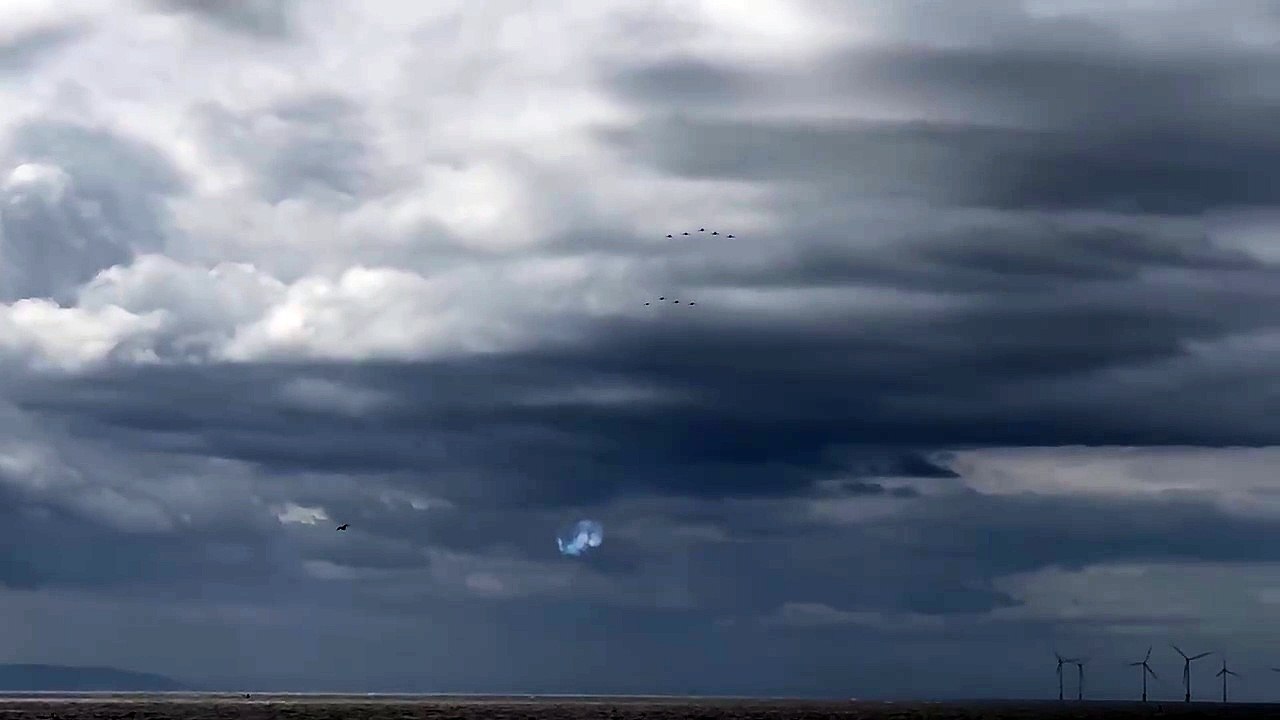 Watch as Red Arrows fly over Merseyside during Blackpool Air Show 2025