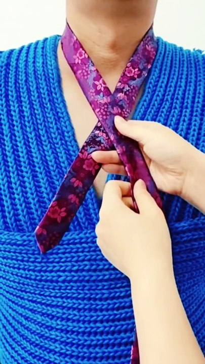 only 30 secend learn wearing tie video