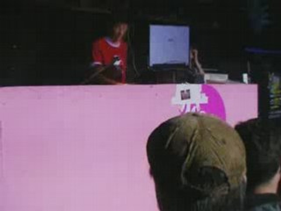 Koalition 4 [ Live: Beuns (Heretik)]