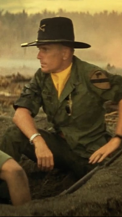 Les hélicoptères dans « Apocalypse Now » (1979) réalisé par Francis Ford Coppola