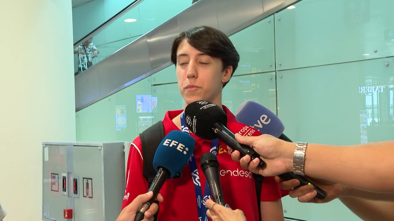 Jugadoras de la selección de baloncesto U20, a su llegada: "No nos lo acabamos de creer"