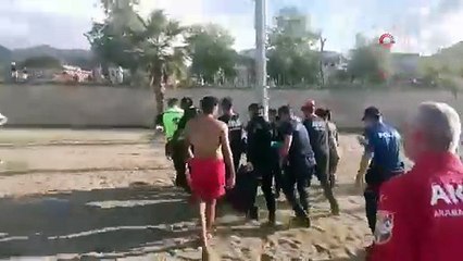 Giresun’da denize giren genç boğularak hayatını kaybetti