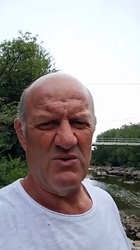 SIGNORE VA A PESCARE, MA TROVA IL FIUME SECCO E VA SU TUTTE LE FURIE!!