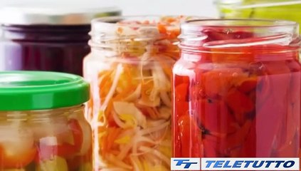 Video News - Botulino, attenzione e consigli per le conserve fatte in casa