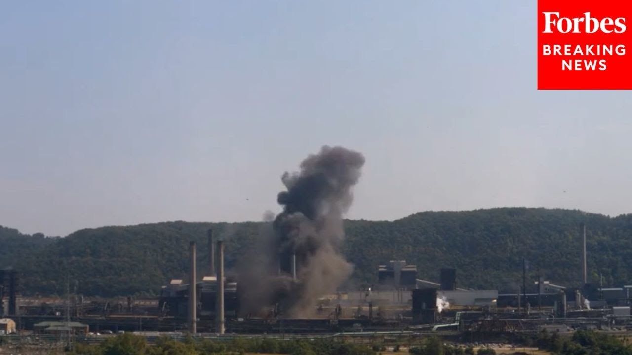 See The Moment US Steel Plant Near Pittsburgh E...