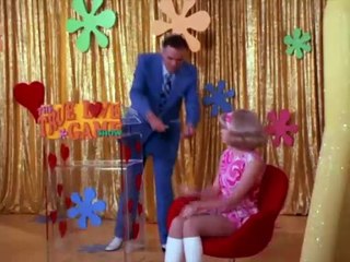 Sabrina 90s Show Review First Kiss Newbie's Perspective