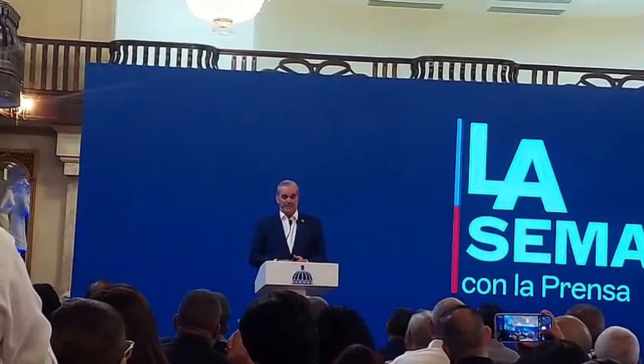 Abinader responde a críticas de Leonel Fernández sobre supuesta manipulación de datos y lo convoca a reclamarle a organismos internacionales