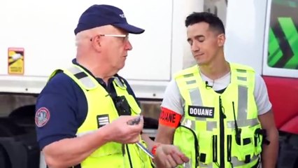 Divertissement : Tibo Inshape Drogue en Voiture