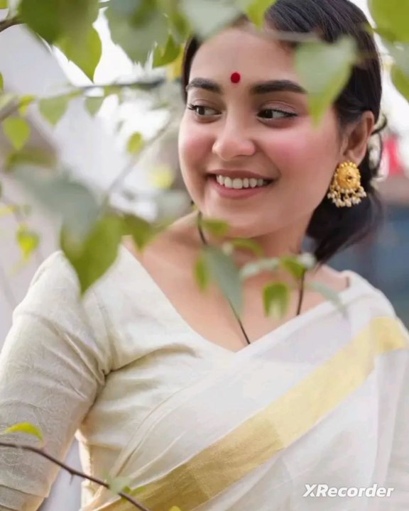 তটিনী