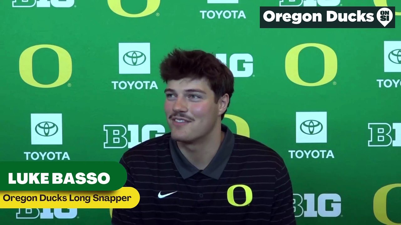 Oregon Ducks Long Snapper Luke Basso discusses how to has been stepping into a leadership role