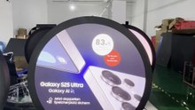 Circular 1.2mm LED video wall, store window glass advertising solutions