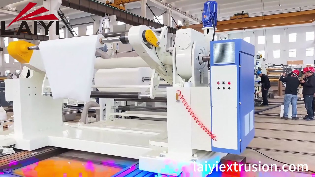 Semi-automatic Woven Fabric and Aluminum Foil Lamination