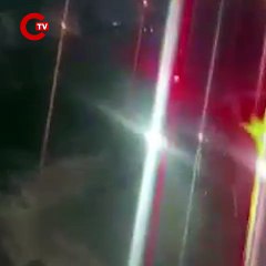 İzmir'de yangın: Bazı evler zarar gördü!