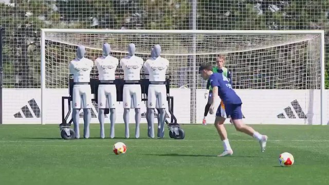 Los 3'' que dejan muy claro quién será el lanzador de faltas en el Madrid: bendita locura