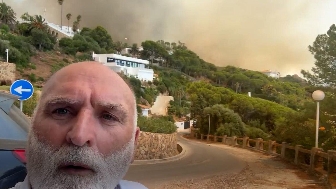 El chef José Andrés informa in situ del incendio de Zahara de los Atunes