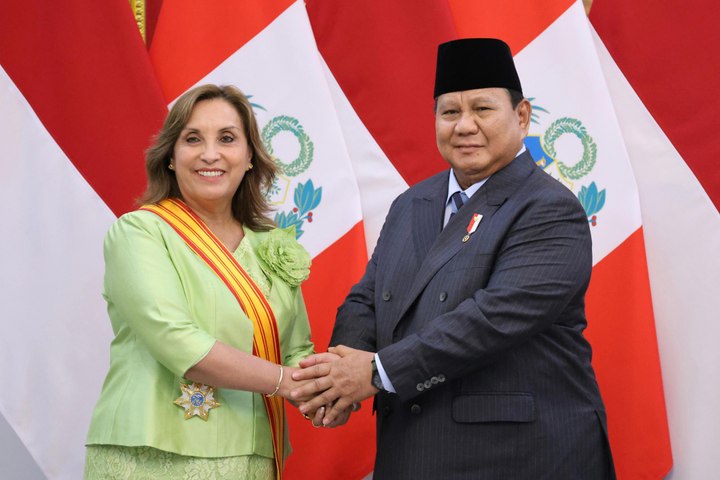 Bertemu Presiden Peru, Prabowo Kenang Dapat Penghargaan Tertinggi Tahun 2024
