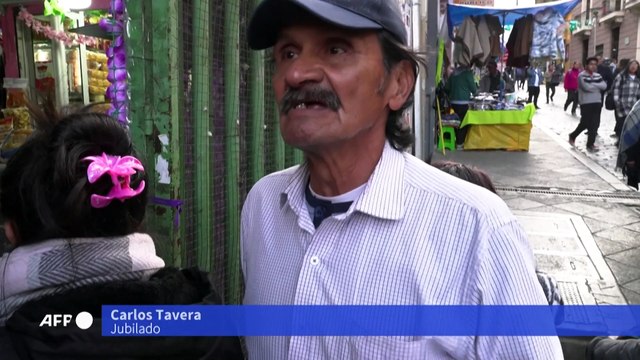 La clase política colombiana y familiares llenan el Capitolio para despedir a Uribe Turbay