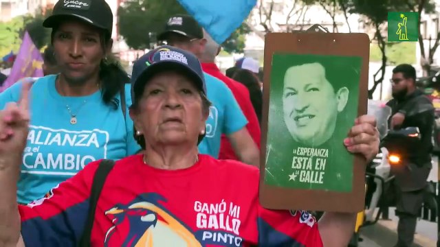 Cientos de simpatizantes chavistas marchan en Venezuela en respaldo a Maduro ante “amenazas estúpidas” de EE.UU.