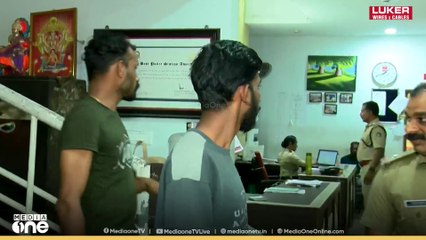 തിരുവനന്തപുരത്ത് കഴുത്തിൽ കത്തിവച്ച് ഭീഷണിപ്പെടുത്തി പണവും മൊബൈലും കവർന്ന അഞ്ചംഗ സംഘം അറസ്റ്റിൽ