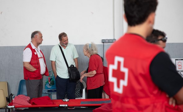 Jefa de operaciones de cruz roja: se ha habilitado ayuda psicológica durante toda la noche para las 101 personas albergadas en Tres Cantos
