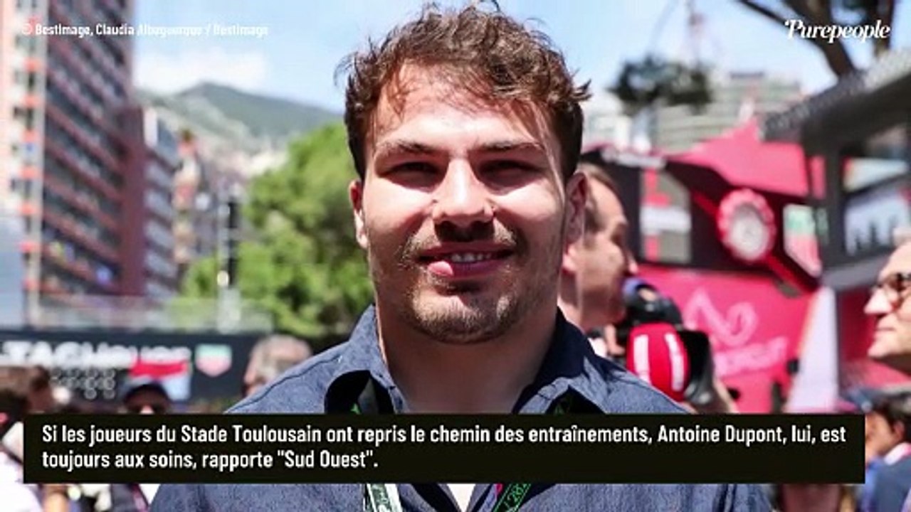 Antoine Dupont "piaffe d'impatience" : l'amoureux d'Iris Mittenaere profite de l'été mais se prépare pour la rentrée