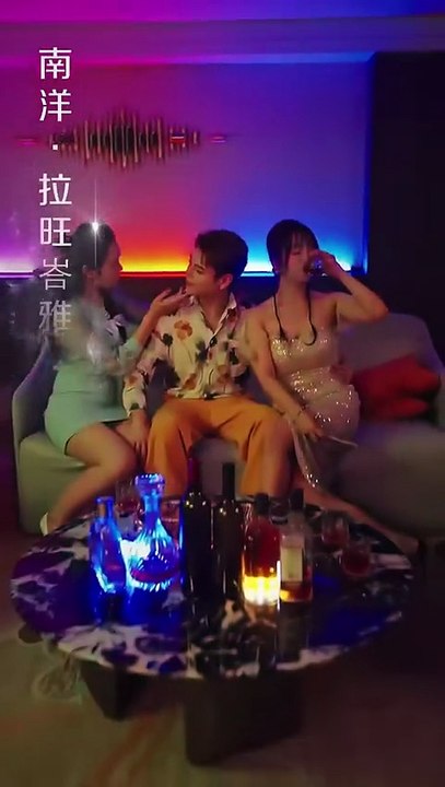 Gadis Penjual Ikan Dan Bos Mafia | Beautiful Fish Seller And Mafia Boss | Drama China | SUB INDO