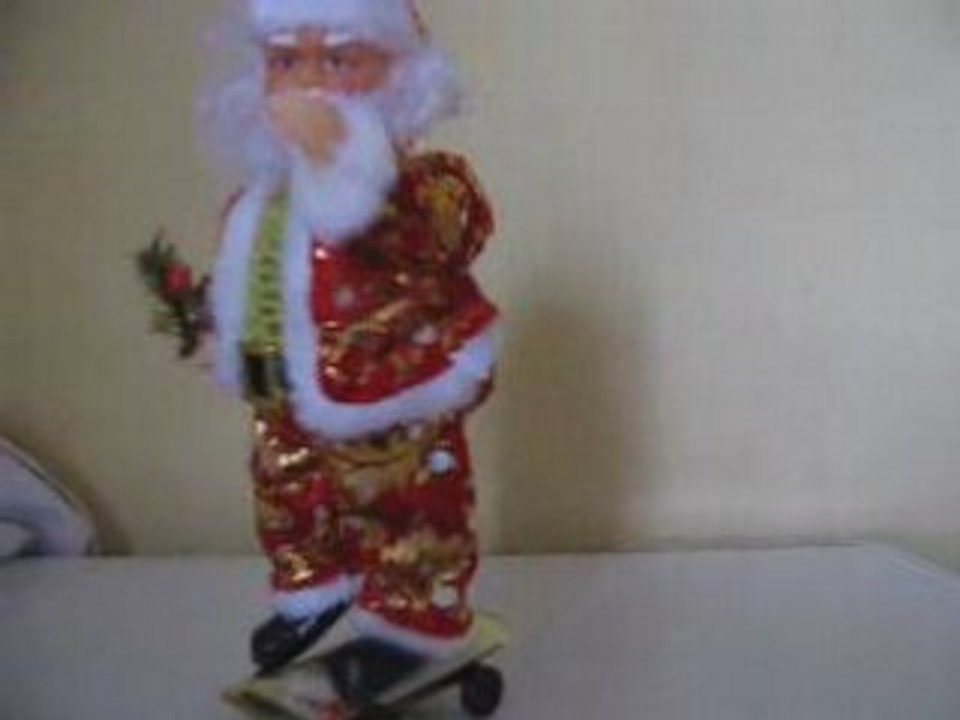 Pere noel automate skate boarder