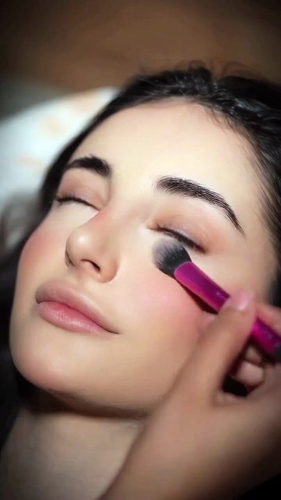 Make up eye makeup