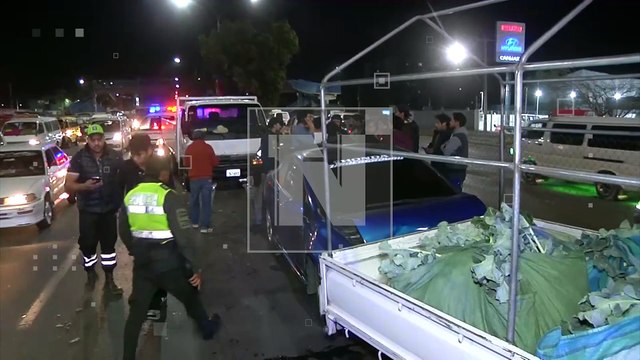 Triple colisión en avenida Blanco Galindo deja dos personas heridas en Cochabamba