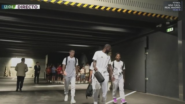 El Real Madrid pone rumbo al estadio para el amistoso contra el Tirol