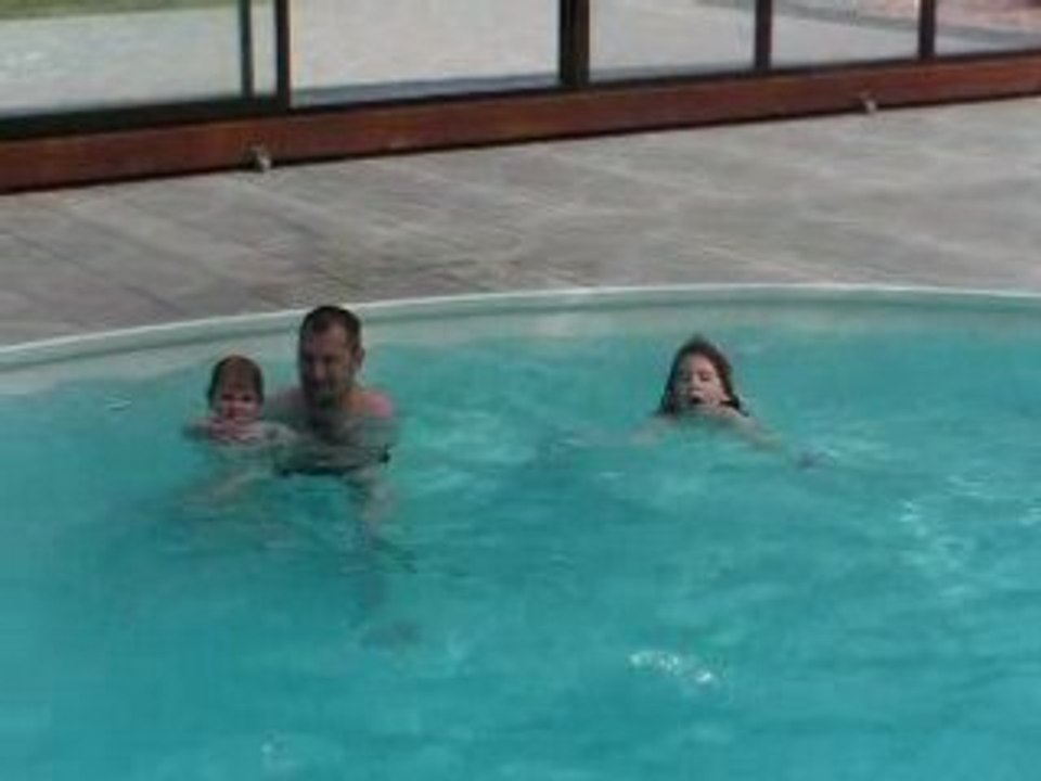 Tous dans la piscine 495