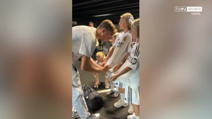 Everyone is dying for Mbappé’s autograph