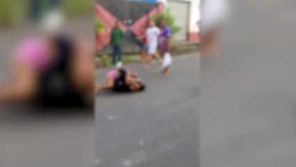 Pancadaria toma conta da rua e afeta linha de ônibus