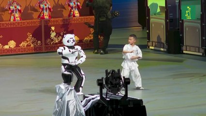 Robots se roban la escena en el inicio de los primeros Juegos Mundiales de Humanoides