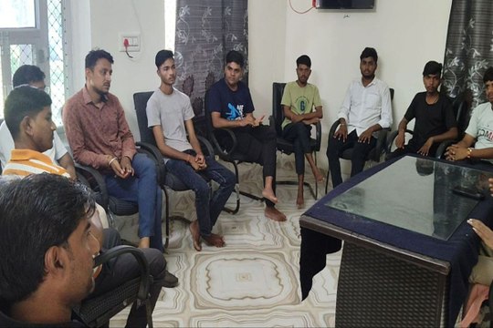 swm news: युवा बोले: पारदर्शी भर्ती हो और रोजगार के बढ़े अवसर