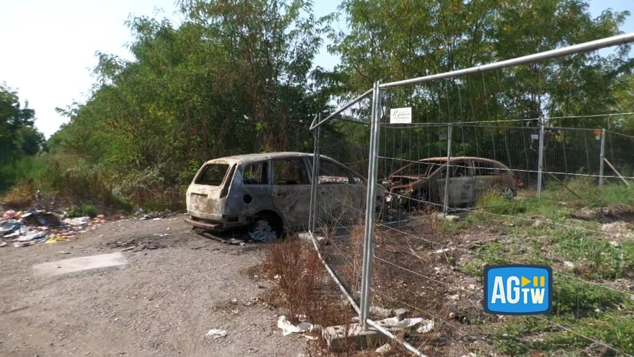 Milano, il campo nomadi di via Selvanesco dopo il tragico incidente