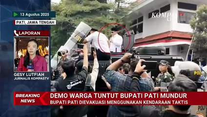 Ricuh! Mobil Aparat Dibakar Pendemo Bupati Pati, Polisi Tembakkan Gas Air Mata