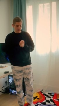 J6 - C’est mon objet préféré pour le moment, enfin une lampe en 3D💡 La deuxième partie de cette lampe arrive très vite, donc restez connecté si vous voulez pas louper le final👀Et si vous avez des objets à suggérer vous pouvez les mettre en commentaire !