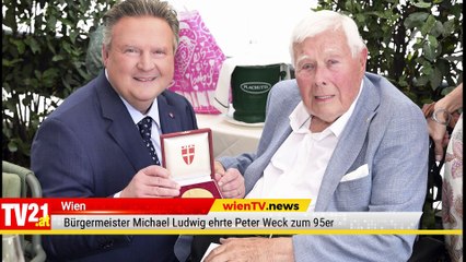 Bürgermeister Michael Ludwig ehrte Peter Weck zum 95er