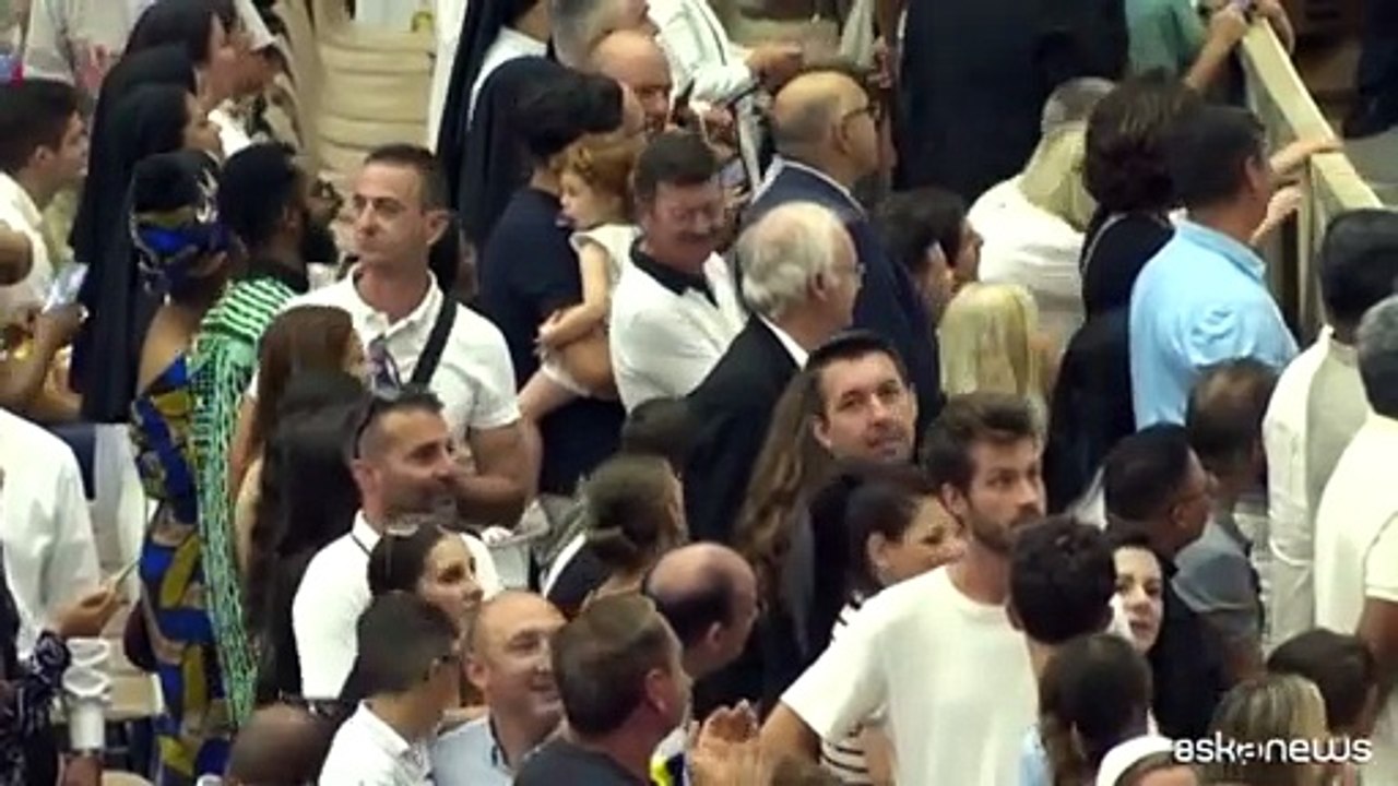 Papa: Dio doni pace a popoli che vivono tragedia guerra